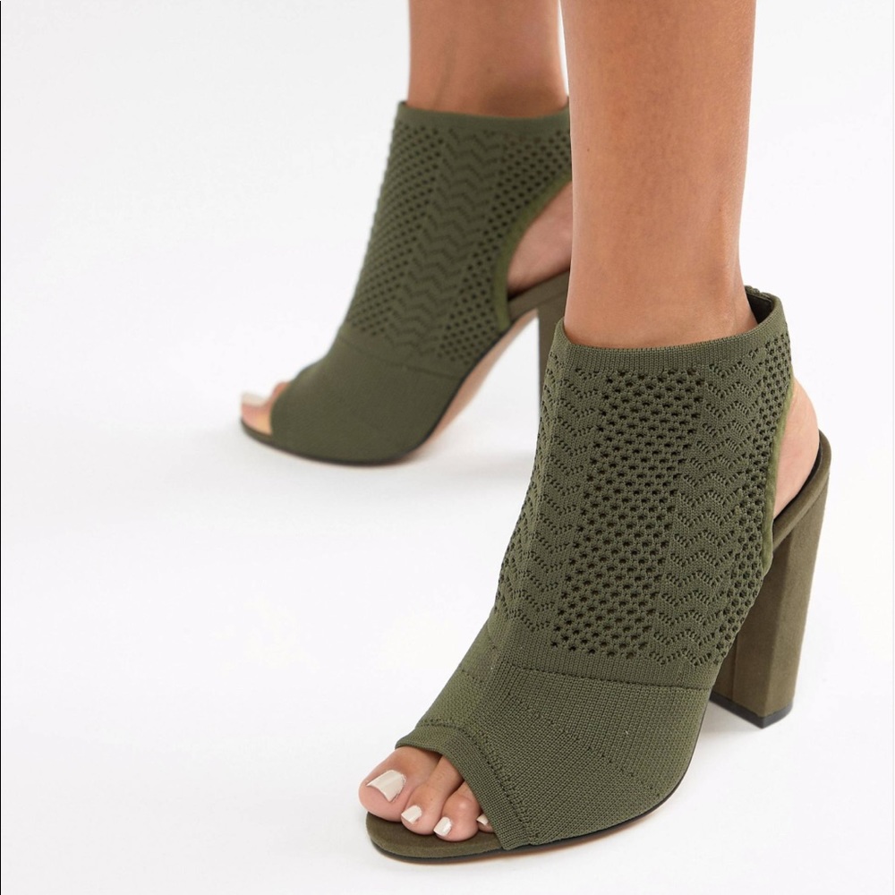 ASOS DESIGN Hissy knitted heels